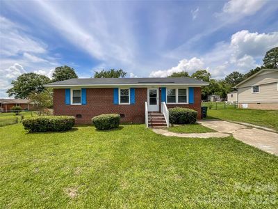 102 Martin Luther King Memorial Dr
