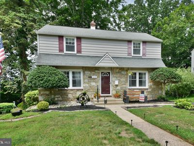 613 Beechwood Rd