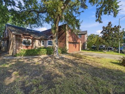 606 Meadow Knoll Dr