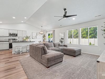 16847 Courtney Way