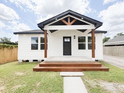 7110 San Angelo St