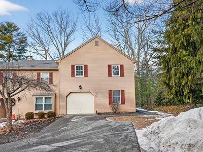 12 Edgecomb Court #12