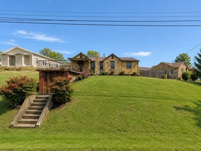 932 Boyds Creek Hwy