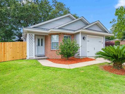 Property at 9166 Stillbridge Ln, Pensacola, FL