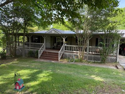 364 Bagby Ln