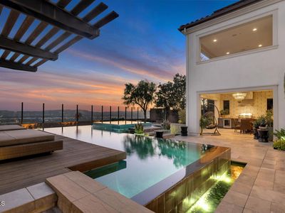 11735 N Manchester Way