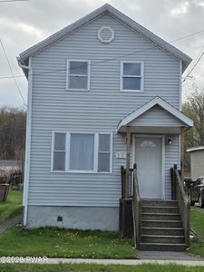 221 S Main St