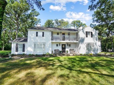 2401 Signal Hill Rd