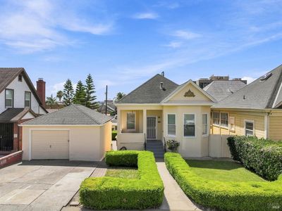 409 Carolina Street