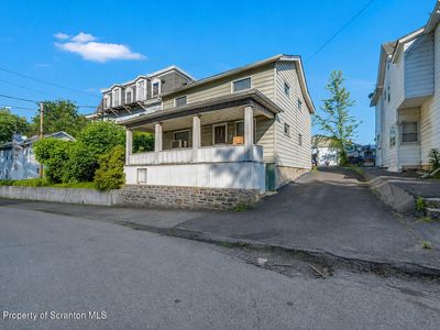 Property at 905 Slocum Ave, Scranton, PA