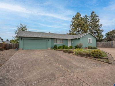 1285 Laurelhurst Dr