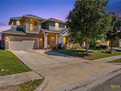755 Easton Dr