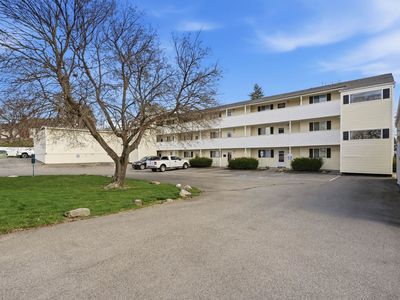 222 N Hutchinson Rd APT 302