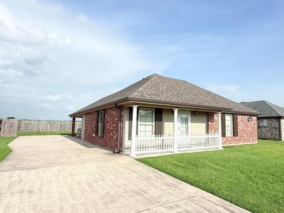 Property at 163 Landmark Dr, Raceland, LA