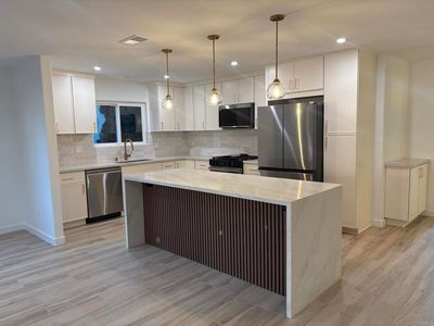 737 Alta Vista Dr