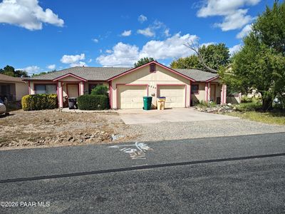 6220 N Rockland Dr