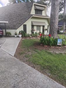 Property at 118 Carmen St, Lafayette, LA