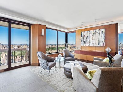 200 E 69th St APT 44A