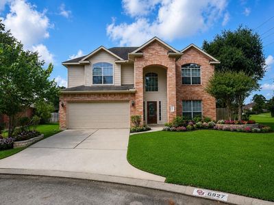 6927 Round Rose Ct