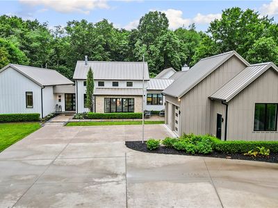 3105 W Howard Nickell Rd
