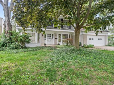 1351 King George Blvd