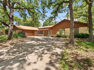 1605 Cienegas Cir