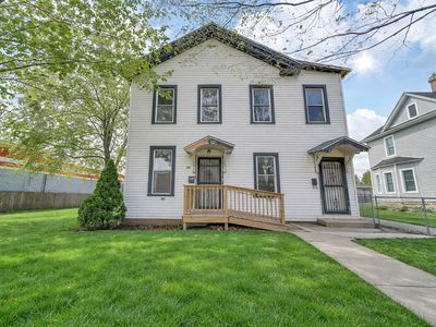 205 Casseday Ave