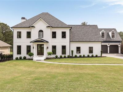 2211 Lattimore Farm Dr NW