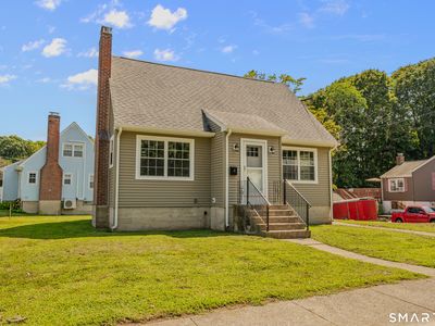 4 Cottage Street