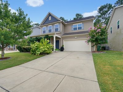 635 Lavenham Ln