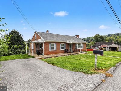 305 Glenvue Rd