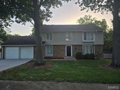 Property at 477 Ironwood Dr, Ballwin, MO