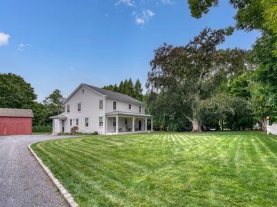 129 S Country Rd