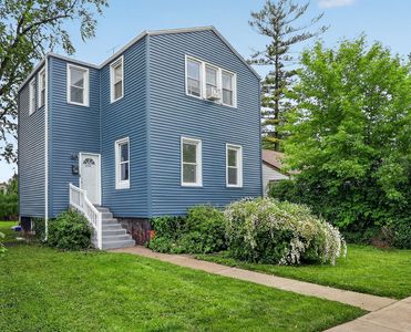 1112 Hartrey Ave