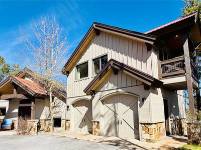 419 Silver Circle