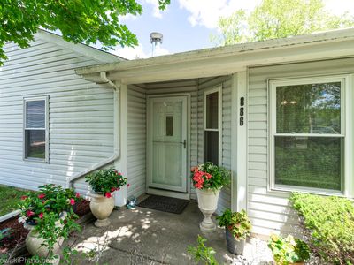 Property at 886 Quincy Ct, Island Lake, IL