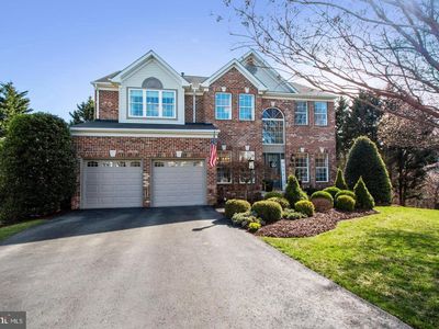 5 Marquis Ct