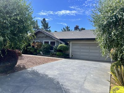 65 Mountain View Pl