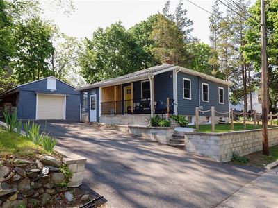 36 Munro Ave