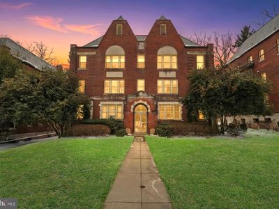 3026 Porter St NW APT 101