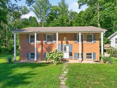 2751 McElroy Dr