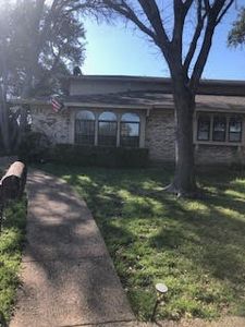 10504 Berry Knoll Dr