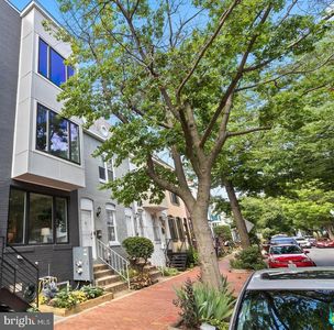 213 Bates St NW #1