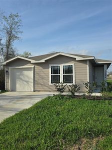1204 Daniel St