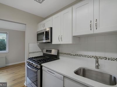 3515 Washington Blvd APT 207
