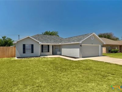 804 James Loop