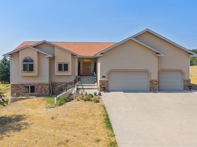 653 Enchantment Rd