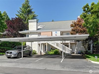 9210 Market Place #G104