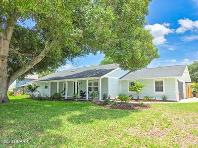 80 Raintree Dr