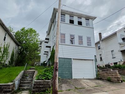 564 Cherry St
